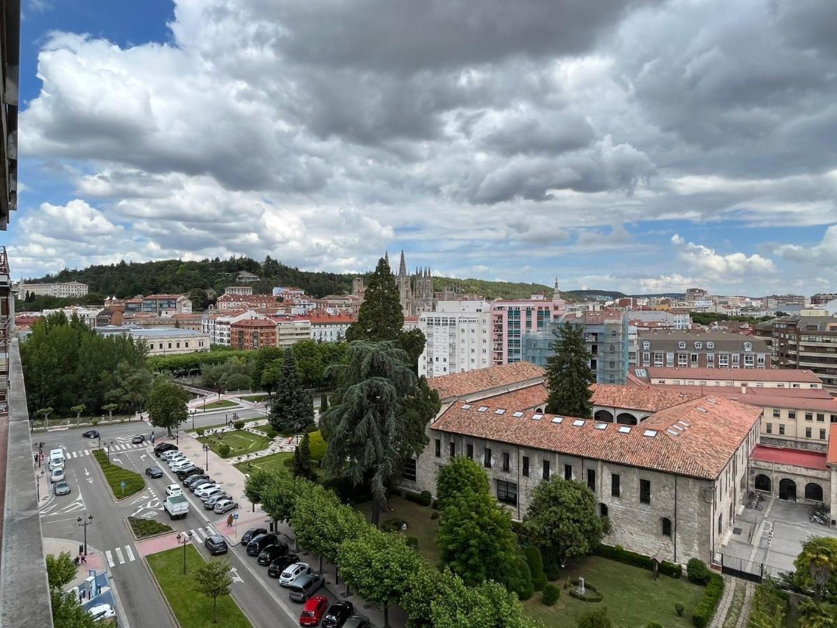 Atuaire Home Gran Apartamento Con Vistas A La Catedral De Burgo المظهر الخارجي الصورة