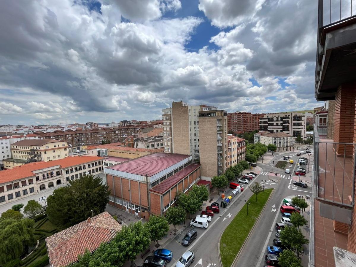 Atuaire Home Gran Apartamento Con Vistas A La Catedral De Burgo المظهر الخارجي الصورة